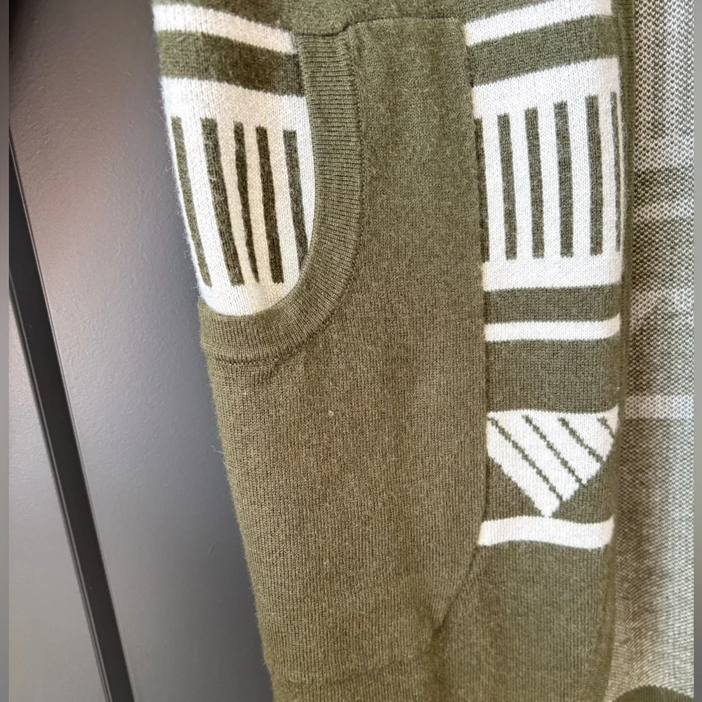Pixley Olive and White Patterned Cardigan - Picture 3 of 6